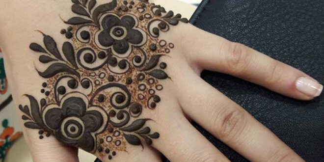 Stylish Hand Simple Mendhi Design